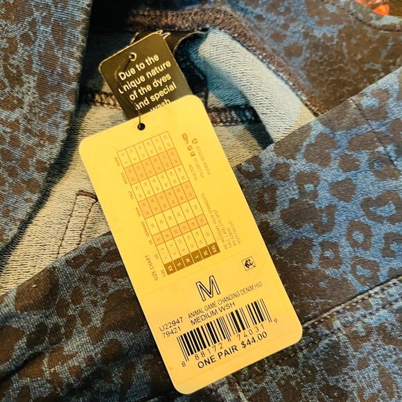 NEW! Hue Animal Print Jeggings Med Wash Blue Black - M - Picture 5 of 5